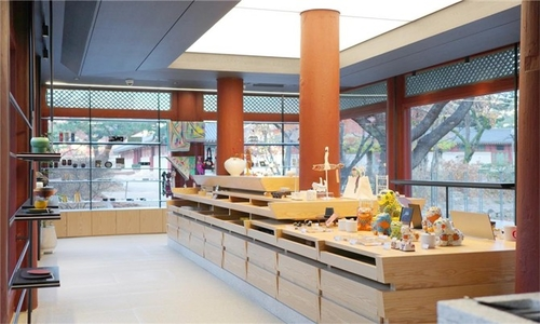  Korean traditional goods sales hit record high amid &rsquo;Demon Hunters&rsquo; boom 